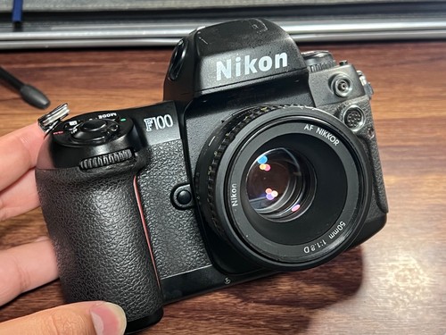 Sticky nikon f100 - (exc),